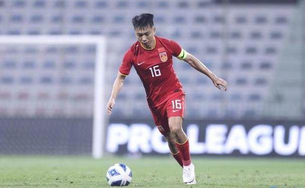 温家宝:期待完成国家队首秀 这是一件自豪的事情